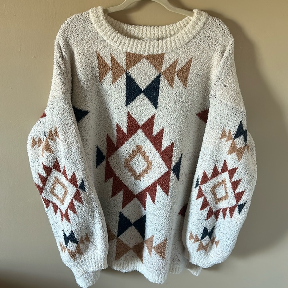 Super soft Heyson sweater, Aztec print, size 1X